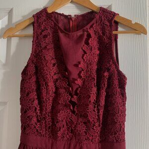 Size 4 Maroon floorlength formal dress - Chi Chi London